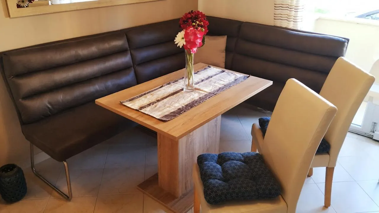 Arena Pula Apartment - Family Slamek