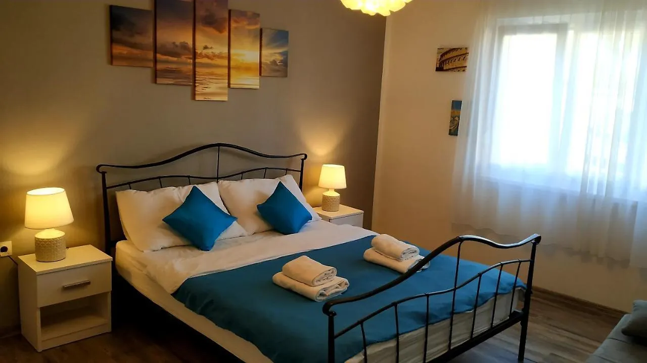 Arena Pula Apartment - Family Slamek