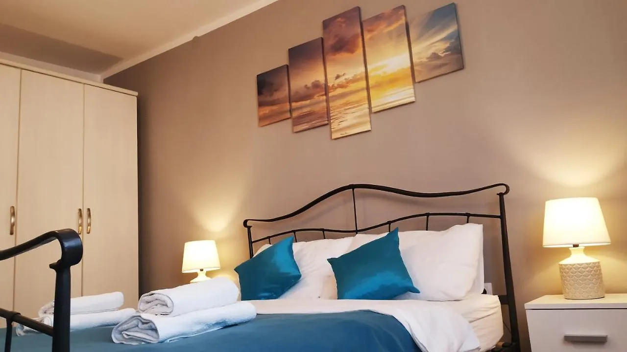 Arena Pula Apartment - Family Slamek Croatia